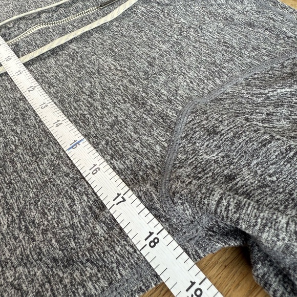 🩶VUORI HALO PERFORMANCE HOODIE - Picture 6 of 7